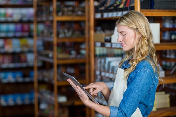 How An LXP Can Improve Retail Sales Training